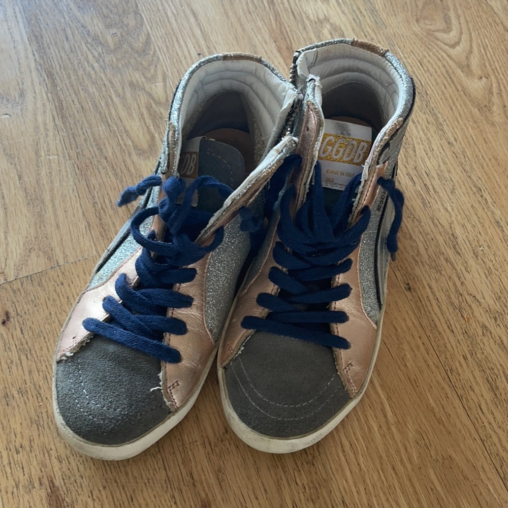 Gently Worn Girls Golden Goose Sneakers!